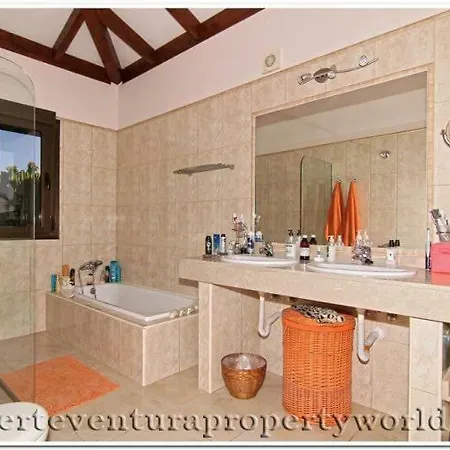 Villa Green Oasis *
